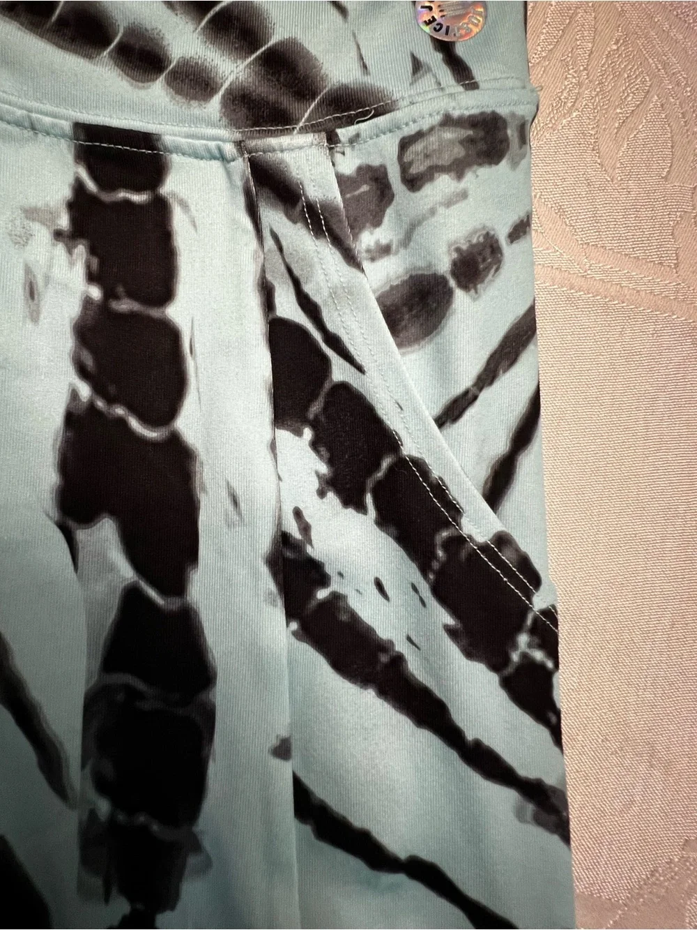 Girls L 12/14 Justice Aqua and Black Tie-Dye Leggings NWT